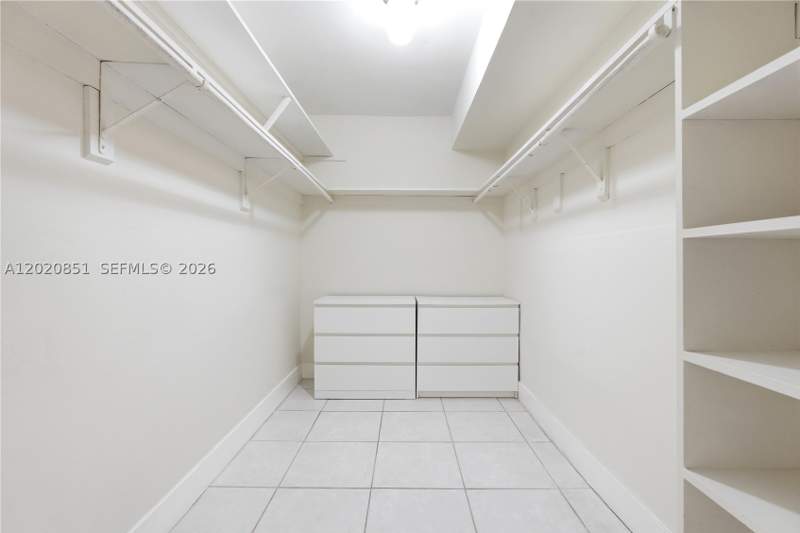 2 bedroom Condominium at 1200 Mariposa Ave E104, Royal Caribbean Club Cond, Coral Gables — photo 5