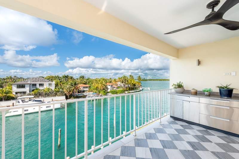 2 bedroom Condominium at 10180 W Bay Harbor Dr 4A, Montego Club Condo, Bay Harbor Islands — photo 2
