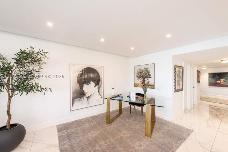 2 bedroom Condominium at 10180 W Bay Harbor Dr 4A, Montego Club Condo, Bay Harbor Islands — photo 4