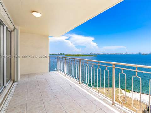 11111 Biscayne Blvd 912, Miami FL - photo 11 of 13