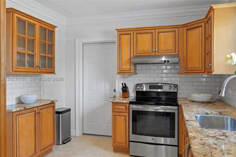 1540 Urbino Ave, Coral Gables FL - photo 12 of 33