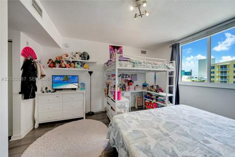 2775 NE 187th St 528, Aventura FL - photo 17 of 28