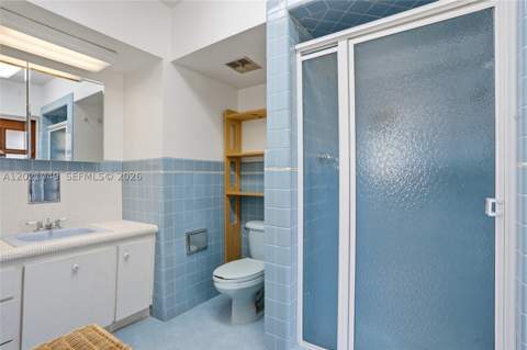 8495 SW 160th St, Palmetto Bay FL - photo 12 of 17