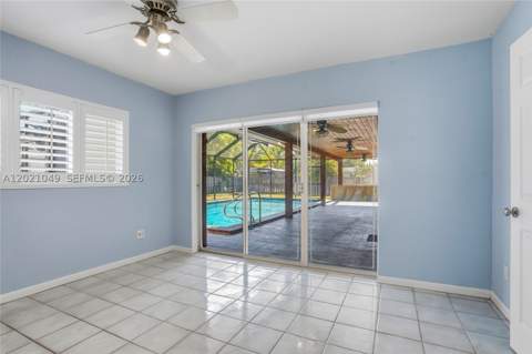 8495 SW 160th St, Palmetto Bay FL - photo 13 of 17