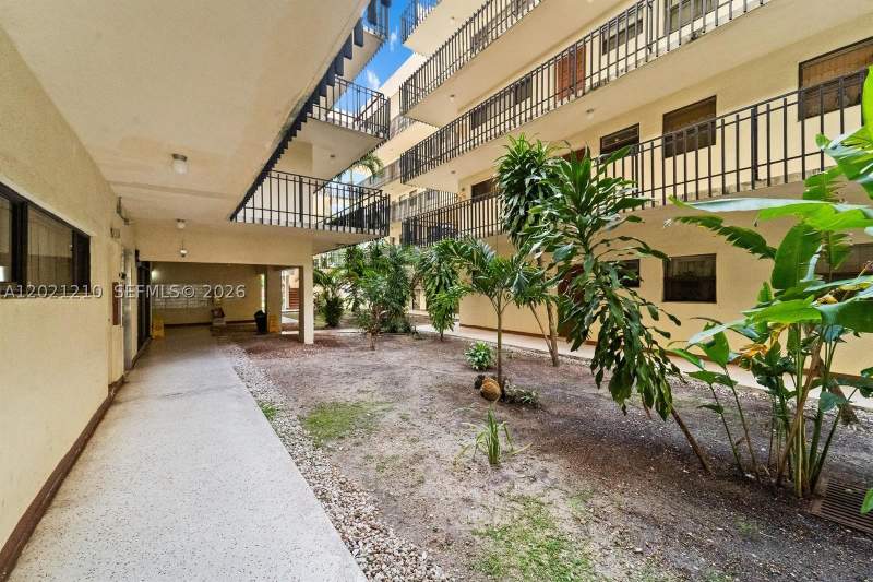 2 bedroom Condominium at 650 NE 149th St 407A, Victory Gardens Condo, Miami — photo 3