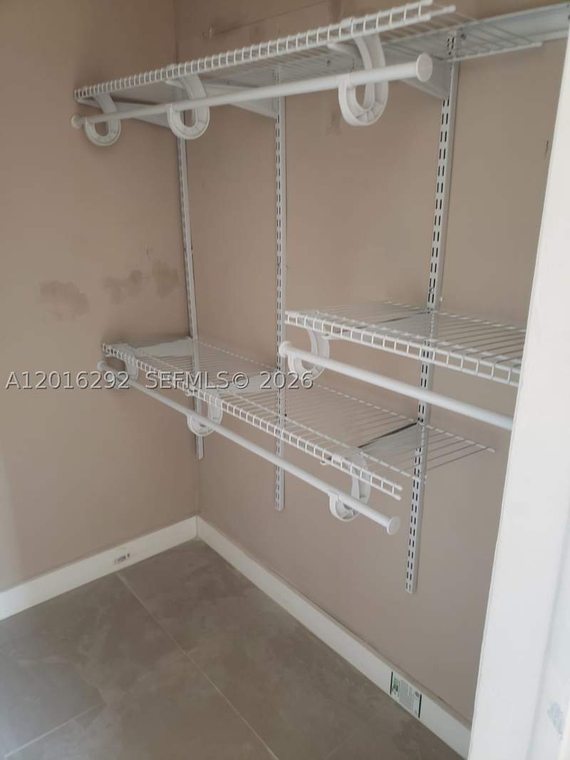 1 bedroom Condominium at 1800 NW 19th St 9, Segovia Gardens Condo, Miami — photo 3