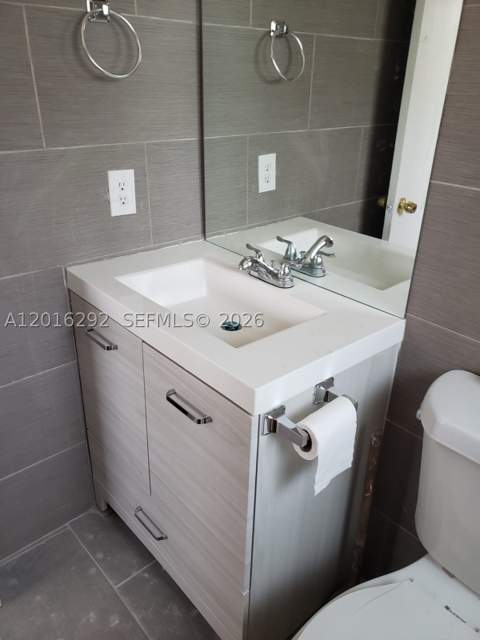 1800 NW 19th St 9, Miami FL - photo 8 of 12
