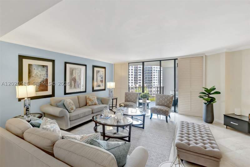 2 bedroom Condominium at 520 Brickell Key Dr A914, Brickell Key One Condo, Miami — photo 3