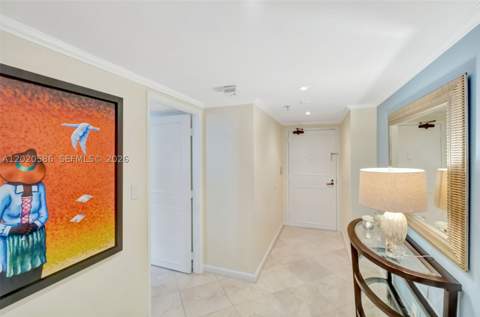 520 Brickell Key Dr A914, Miami FL - photo 8 of 26