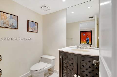 520 Brickell Key Dr A914, Miami FL - photo 9 of 26