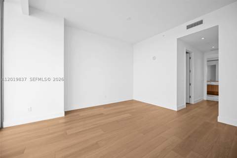 175 SE 25 Rd 801, Miami FL - photo 10 of 37