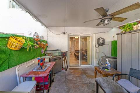 8025 NW 8th St 13, Miami FL - photo 20 of 22