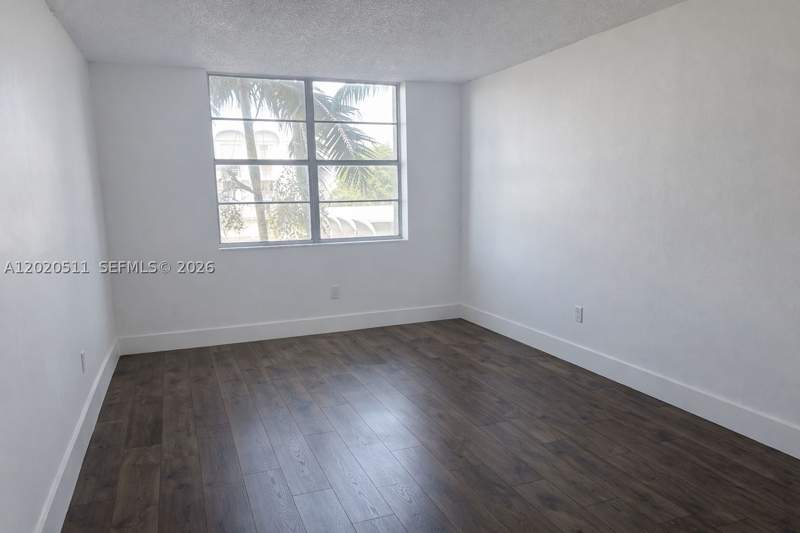 2 bedroom Condominium at 496 NW 165th D-412, Montecarlo Condo, Miami — photo 2