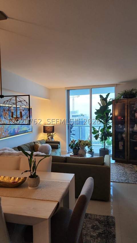 185 SW 7th St 3803, Miami FL - photo 12 of 19