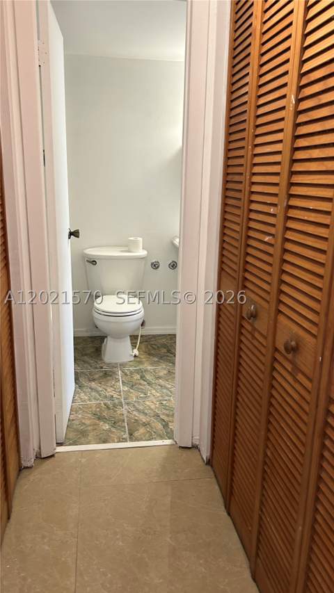 16465 NE 22nd Ave 405, North Miami Beach FL - photo 13 of 16