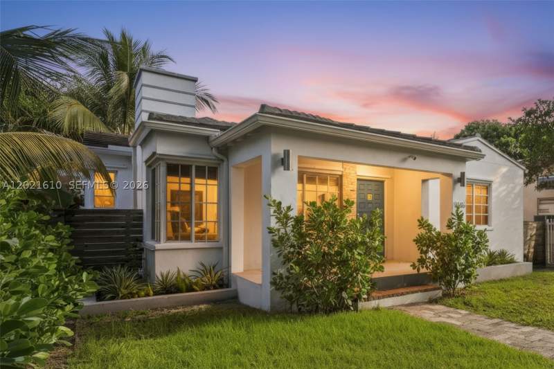 4 bedroom SingleFamilyResidence at 555 NE 73rd St, Federal Way Amd, Miami — photo 2