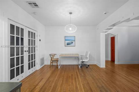 555 NE 73rd St, Miami FL - photo 7 of 30
