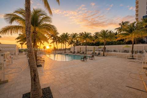 4925 Collins Ave 3H, Miami Beach FL - photo 11 of 22