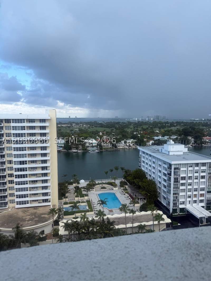 1 bedroom Condominium at 5601 Collins Ave 1718, The Pavilion Condo, Miami Beach — photo 2