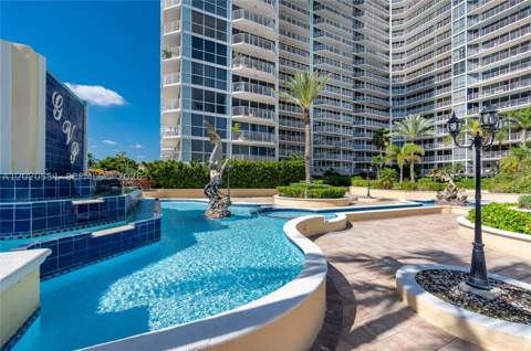 7601 E Treasure Dr 623, North Bay Village FL - photo 18 of 33