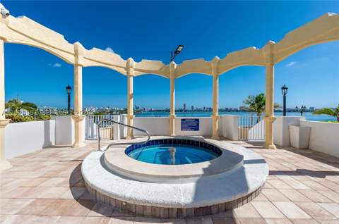7601 E Treasure Dr 623, North Bay Village FL - photo 20 of 33