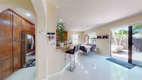 8610 NW 101st Pl, Doral FL - photo 13 of 56