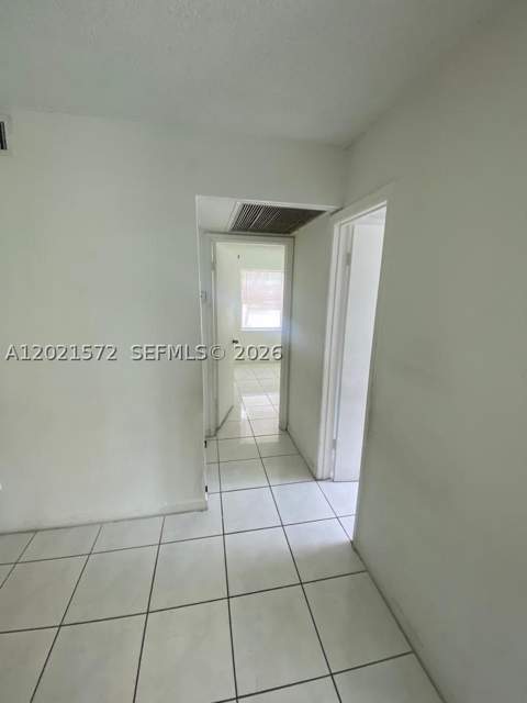 2715 W 66th St 13-21, Hialeah FL - photo 18 of 27