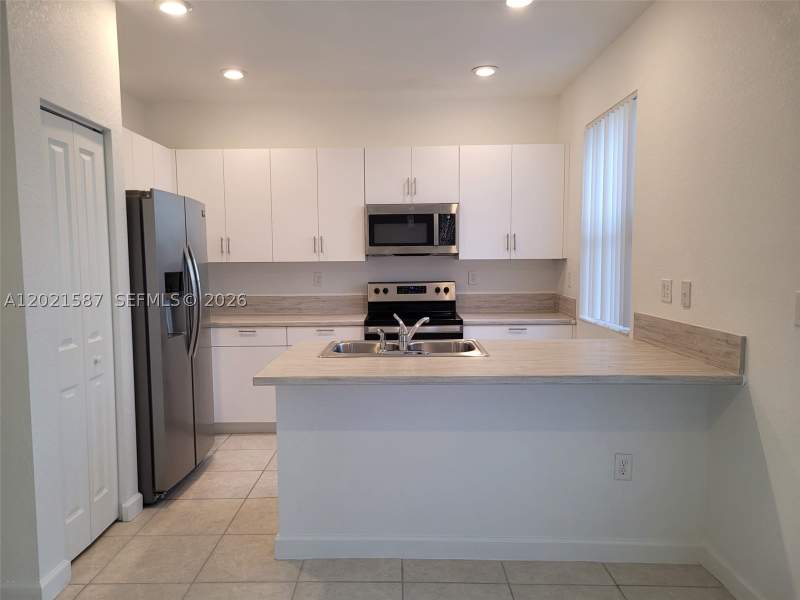 3 bedroom Townhouse at 2685 SE 13th St, Keys Gate Residential, Homestead — photo 4