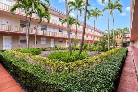 4655 Palm Ave 332, Hialeah FL - photo 13 of 17