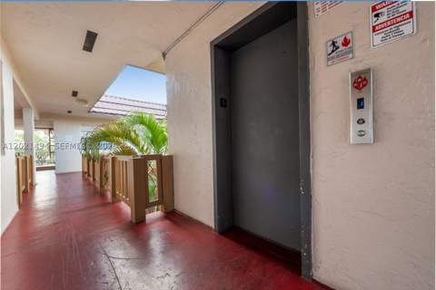 4655 Palm Ave 332, Hialeah FL - photo 14 of 17