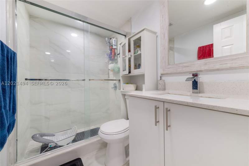 2 bedroom Condominium at 4655 Palm Ave 332, Royal Palm Gardens Condo, Hialeah — photo 4