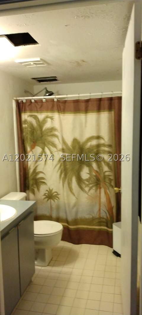 7075 NW 186th St C207, Hialeah FL - photo 10 of 13
