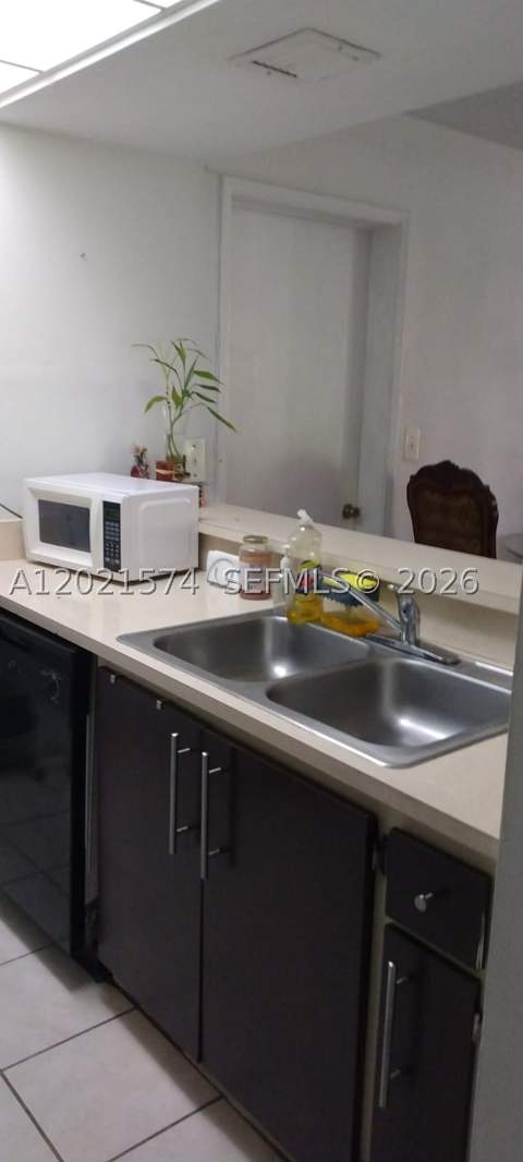 7075 NW 186th St C207, Hialeah FL - photo 7 of 13