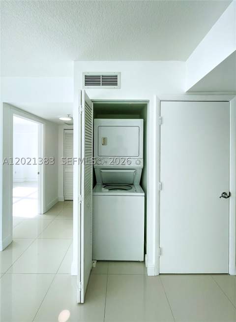 31 SE 5th St 2307, Miami FL - photo 10 of 12