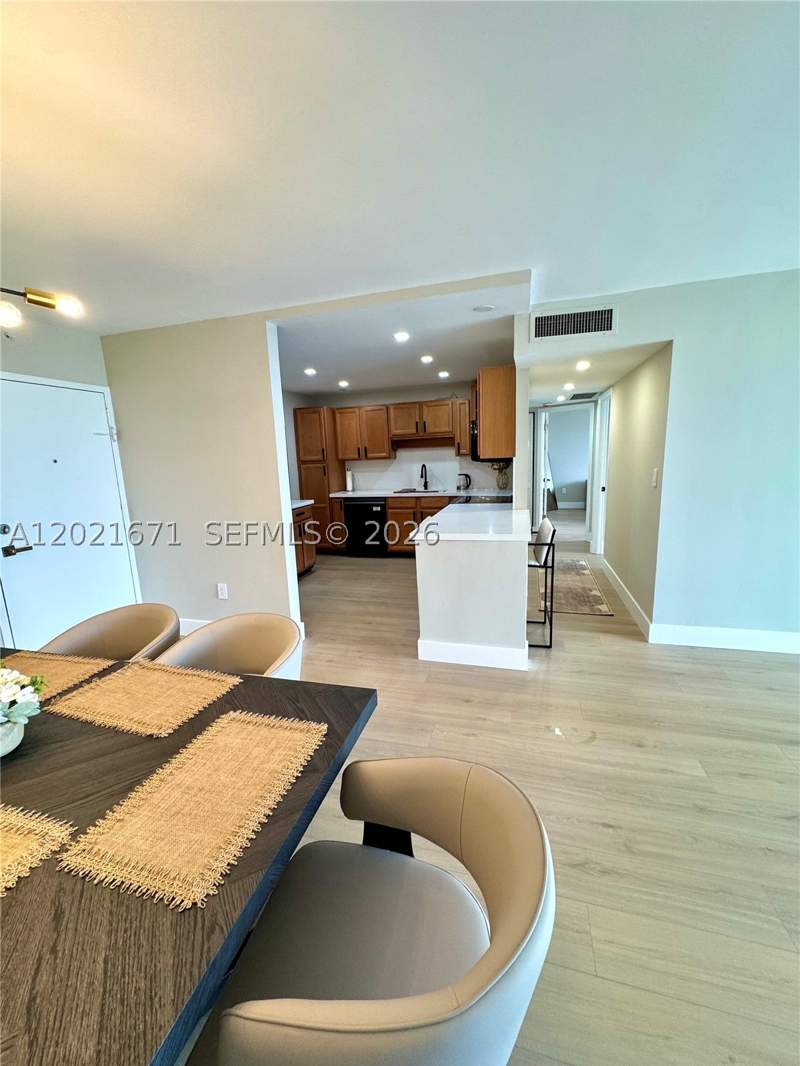 2 bedroom Condominium at 2851 NE 183rd St 1607E, Admirals Port Condo West, Aventura — photo 5