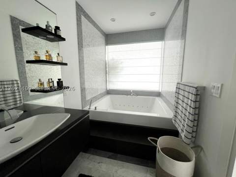 200 Biscayne Boulevard Way 5004, Miami FL - photo 19 of 23