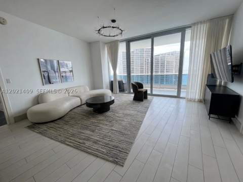 200 Biscayne Boulevard Way 5004, Miami FL - photo 8 of 23