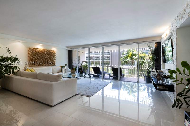 2 bedroom Condominium at 3 Grove Isle Dr C307, Grove Isle Condo, Miami — photo 3