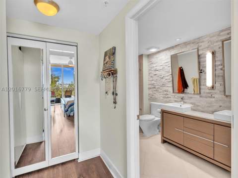 2000 N Bayshore Dr 220, Miami FL - photo 23 of 50