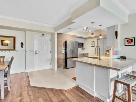 2000 N Bayshore Dr 220, Miami FL - photo 7 of 50