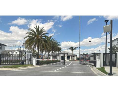20352 NW 6th Ave, Miami Gardens FL - photo 22 of 25