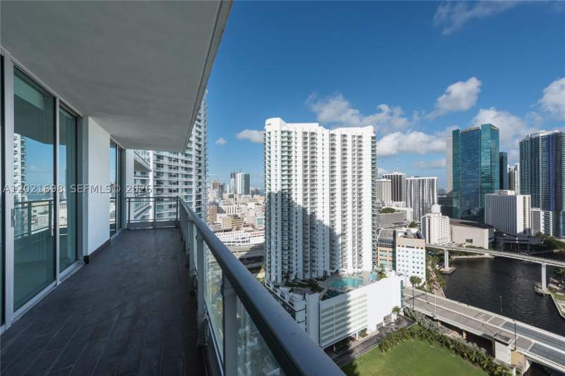 2 bedroom Condominium at 92 SW 3rd Street 2812, Mint Condo, Miami — photo 4