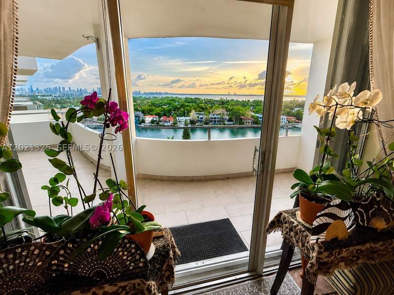 2 bedroom Condominium at 5151 Collins Ave 1520, Seacoast 5151 Condo, Miami Beach — photo 3