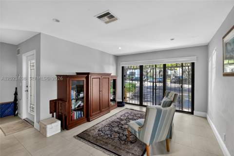 8887 SW 62nd Ter 10-A, Miami FL - photo 6 of 47