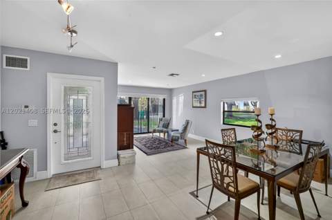 8887 SW 62nd Ter 10-A, Miami FL - photo 7 of 47