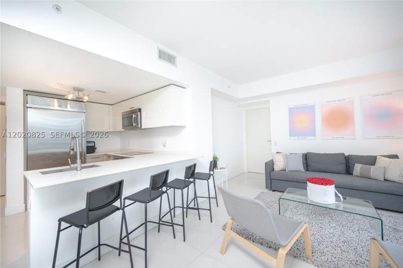 1 bedroom Condominium at 1300 Brickell Bay Dr 1601, Brickellhouse Condo, Miami — photo 4