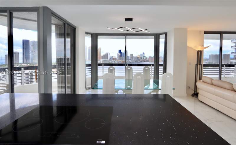 2 bedroom Condominium at 3530 Mystic Pointe Dr 2510, Mystic Pointe Tower 500 C, Aventura — photo 5