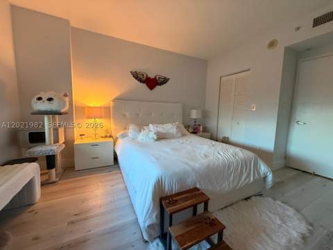325 S Biscayne Blvd 2024, Miami FL - photo 6 of 12