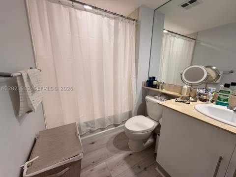 325 S Biscayne Blvd 2024, Miami FL - photo 8 of 12