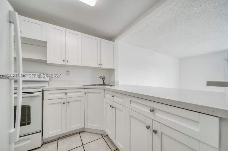 1 bedroom Condominium at 801 NW 47th Ave 515W, Yolanda Villas Condo, Miami — photo 4